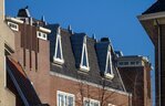 De ramen aan deTweede Passeerdersdwarsstraat, gezien vanaf de Marnixstraat.
<br/>
Marcel Westhoff, 2019-02-01
